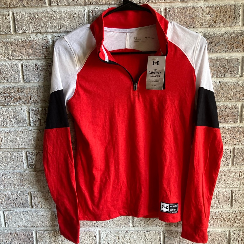Under Armour Red and White Top